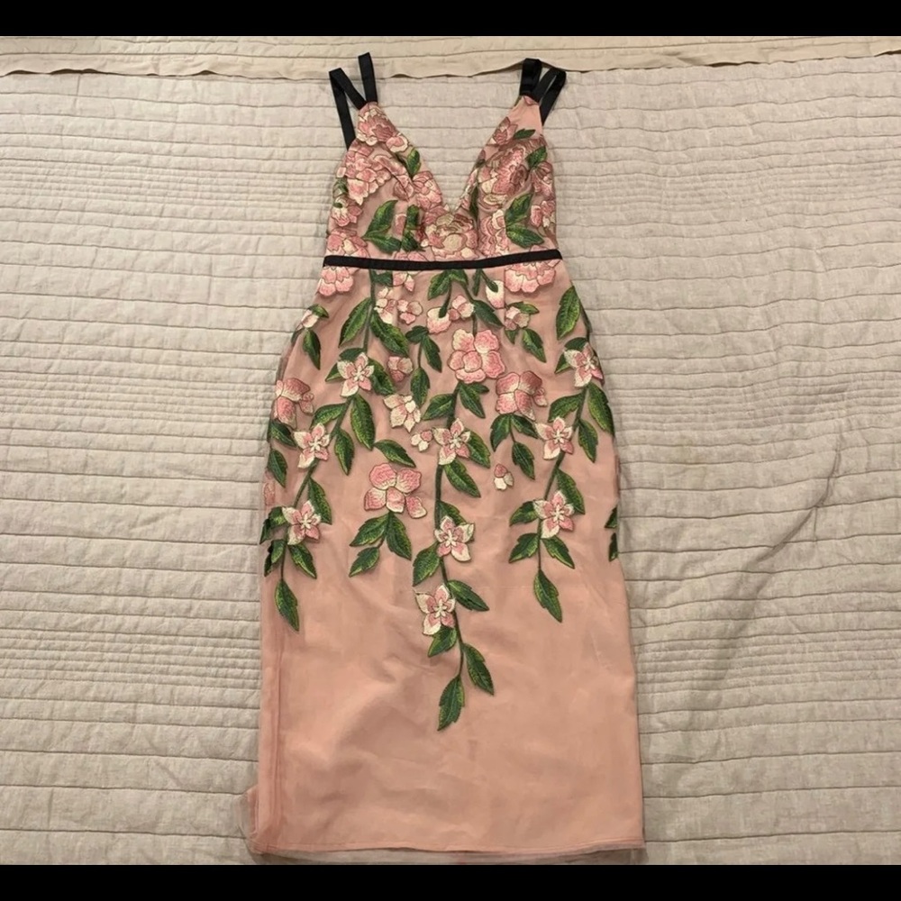 ASOS NWT Floral Embroidered Wedding Guest Dress